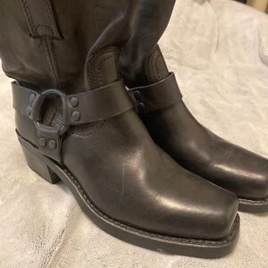 Frye leather black boots